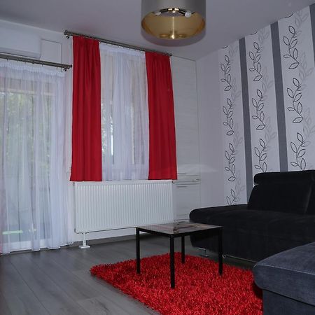 Szofi Apartman Hajdúszoboszló Eksteriør billede
